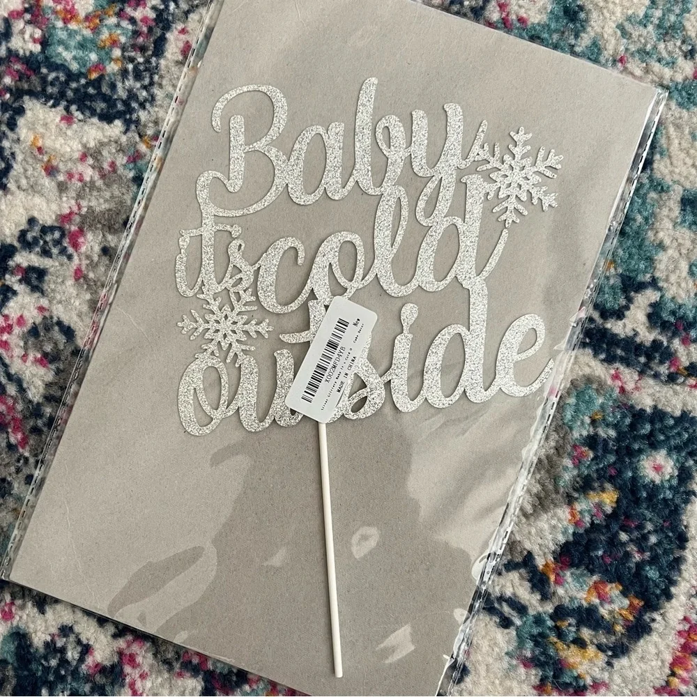 Baby It’s Cold Outside Cake Topper ❄️🎂